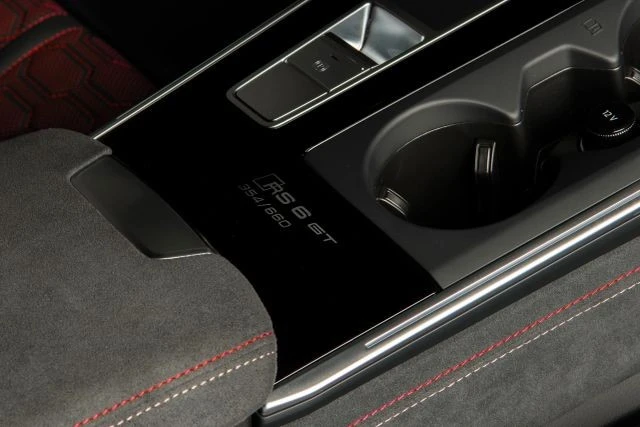 2025 Audi - Image 12 of 21
