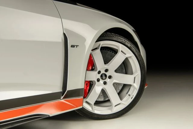 2025 Audi C8 RS6 - Image 18 of 21