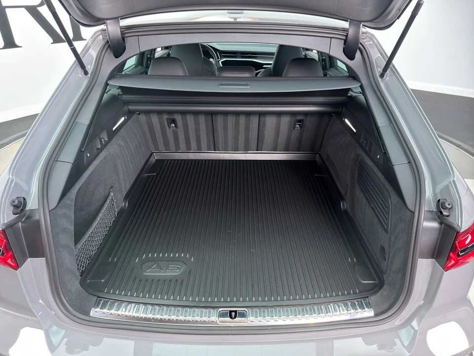2025 Audi C8 RS6 - Image 18 of 19