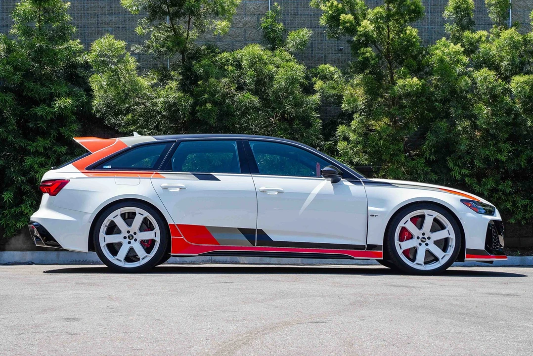 2025 Audi C8 RS6 - Image 13 of 31