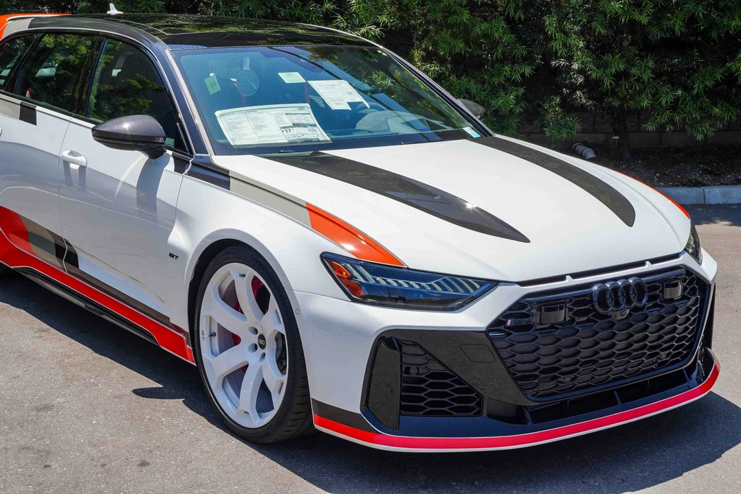2025 Audi C8 RS6 - Image 24 of 31