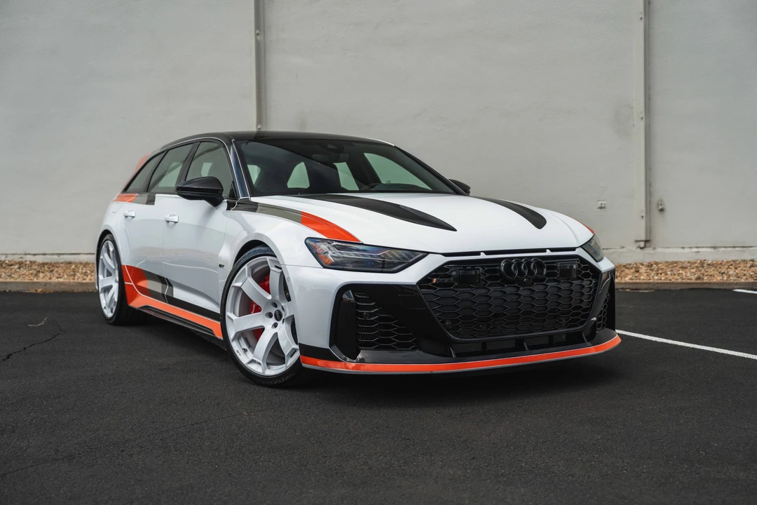 2025 Audi C8 RS6 - Image 7 of 31