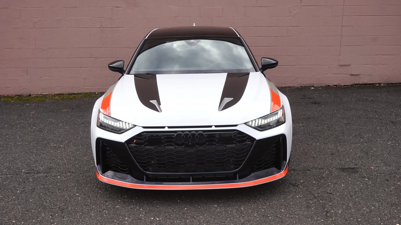 2025 Audi C8 RS6 - Image 17 of 31