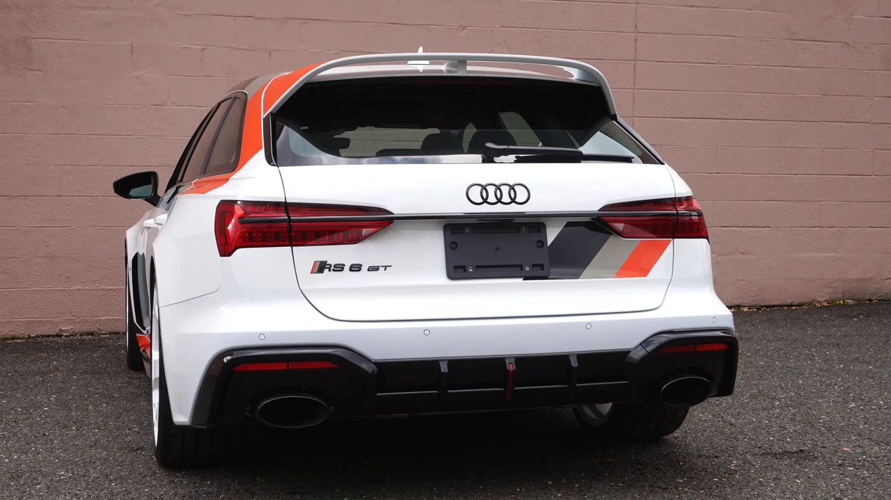 2025 Audi C8 RS6 - Image 16 of 31