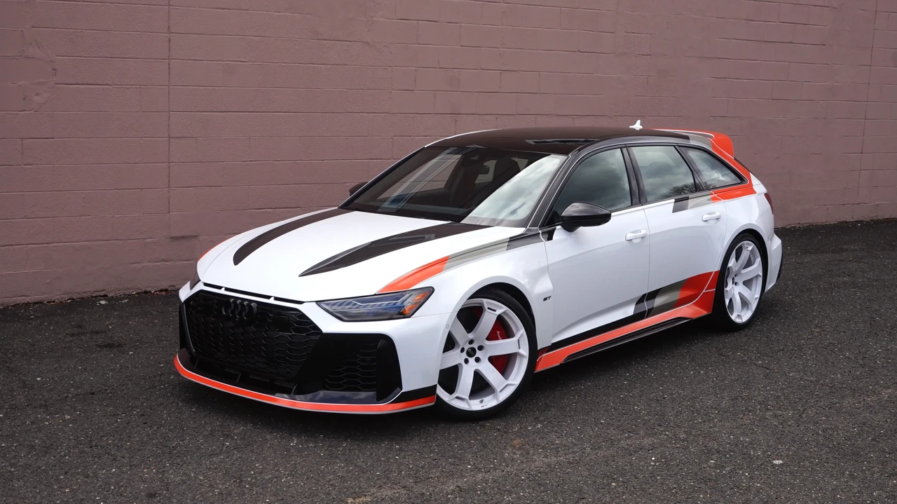 2025 Audi C8 RS6 - Image 9 of 31