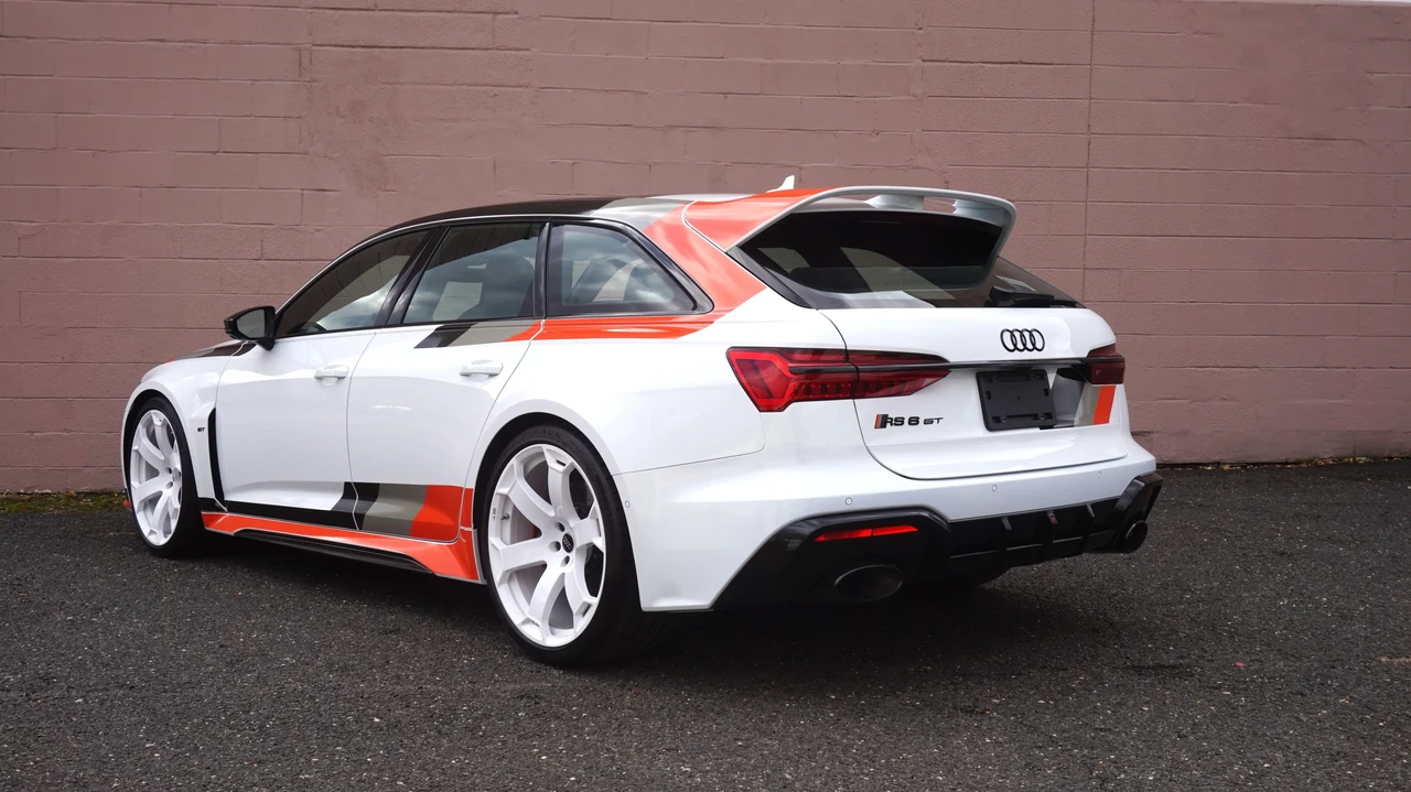 2025 Audi C8 RS6 - Image 15 of 31