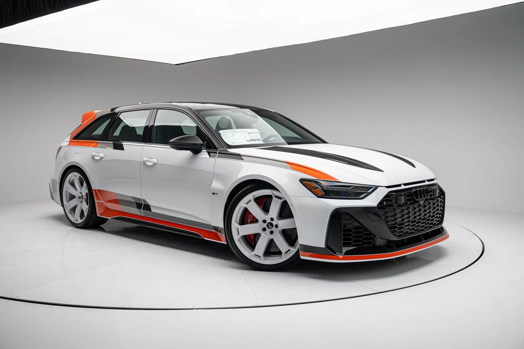2025 Audi C8 RS6 - Image 4 of 31