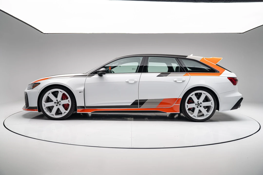 2025 Audi C8 RS6 - Image 10 of 31