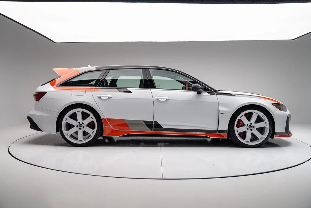 2025 Audi C8 RS6 - Image 6 of 31