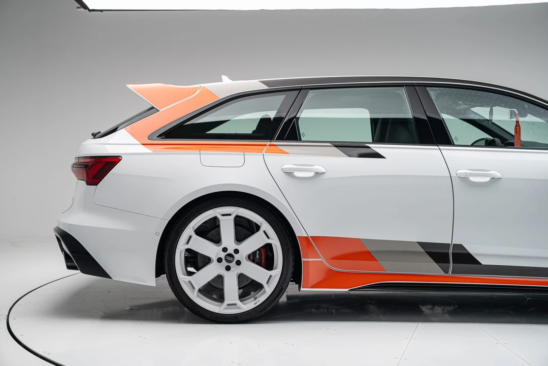 2025 Audi C8 RS6 - Image 17 of 31
