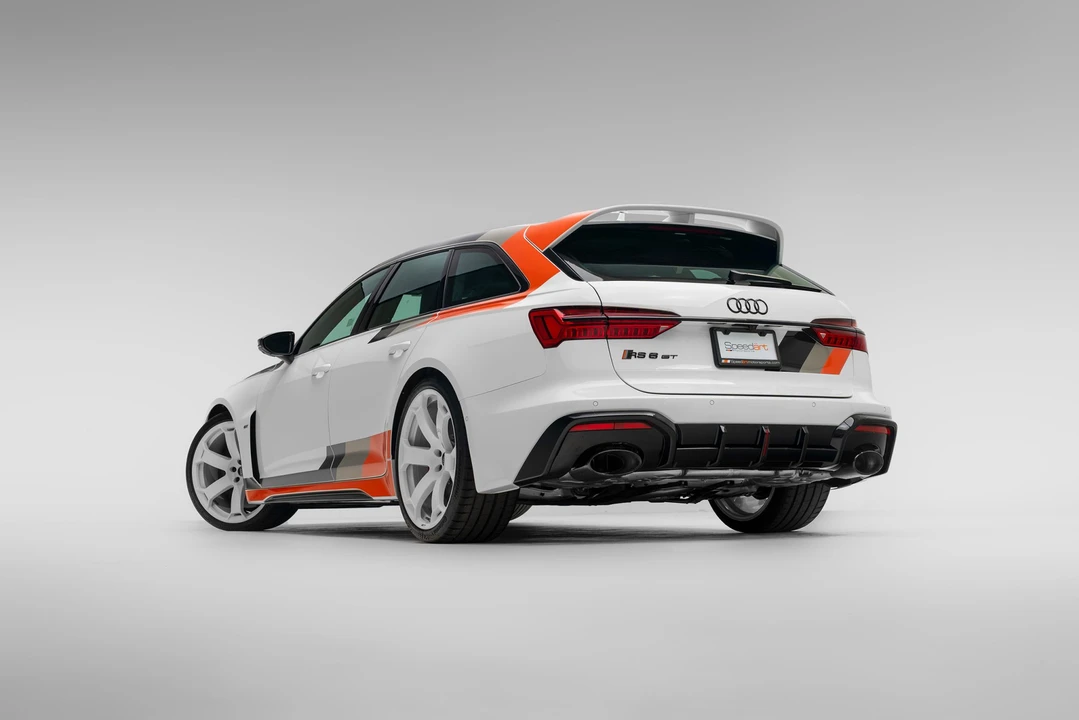 2025 Audi C8 RS6 - Image 19 of 31