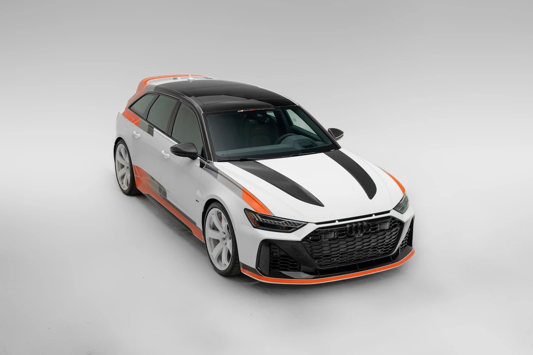2025 Audi C8 RS6 - Image 8 of 31