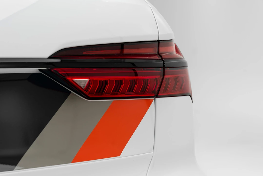2025 Audi C8 RS6 - Image 28 of 31