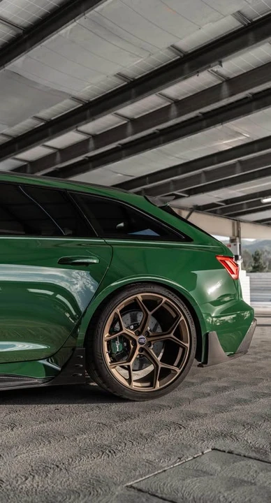 2025 Audi C8 RS6 - Image 4 of 7
