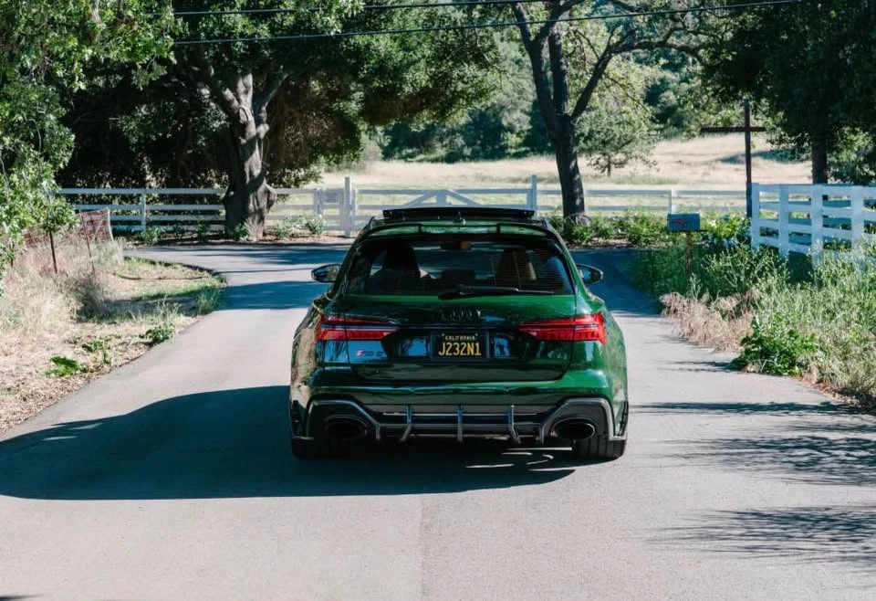 2025 Audi C8 RS6 - Image 3 of 7