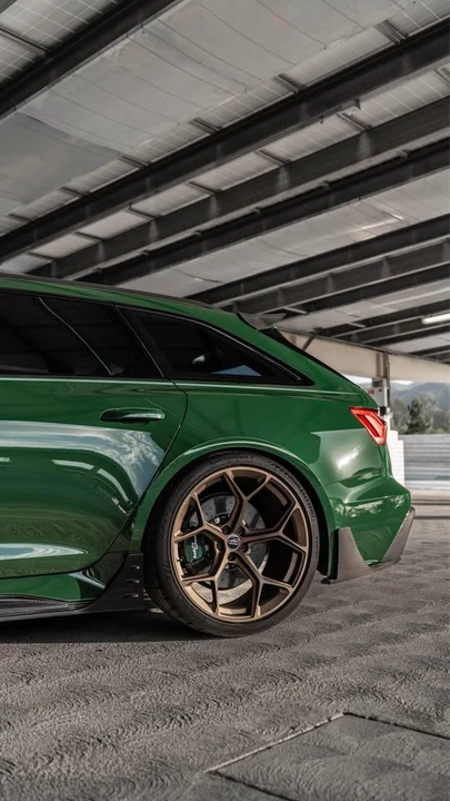 2025 Audi C8 RS6 - Image 3 of 7