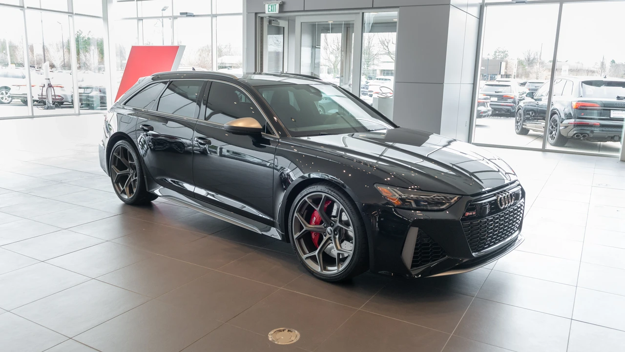 2025 Audi C8 RS6 - Image 3 of 31