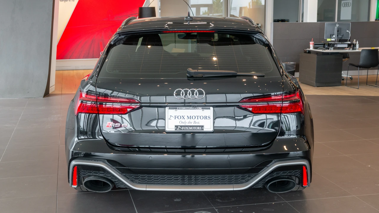 2025 Audi C8 RS6 - Image 6 of 31