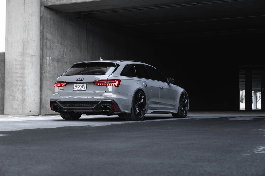 2025 Audi C8 RS6 - Image 21 of 31