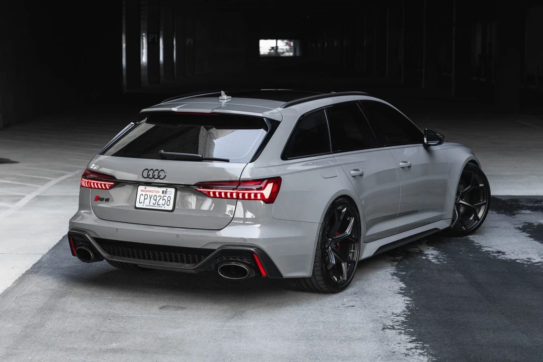 2025 Audi C8 RS6 - Image 18 of 31