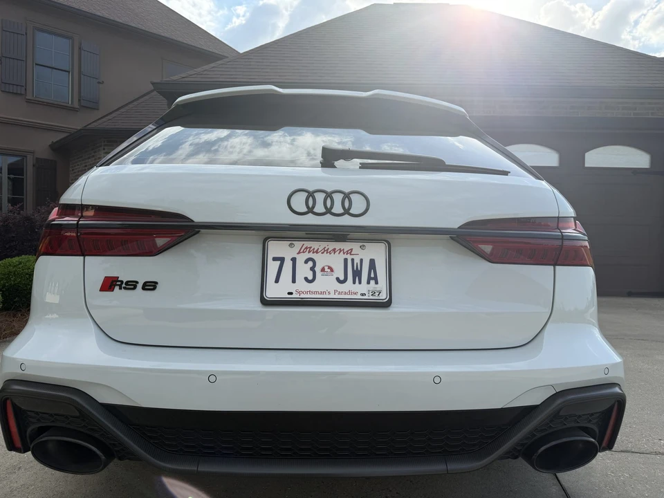 2025 Audi C8 RS6 - Image 15 of 31
