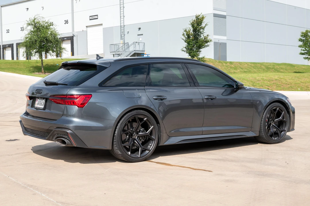 2025 Audi C8 RS6 - Image 4 of 31