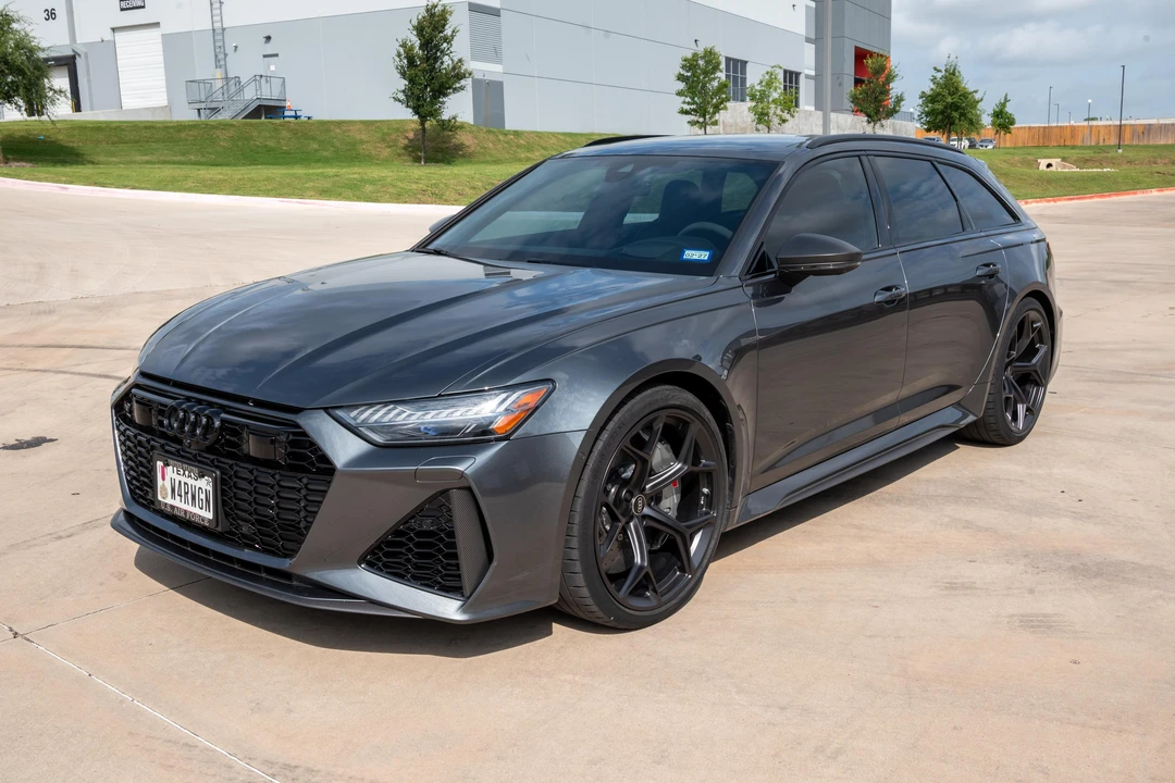 2025 Audi C8 RS6 - Image 9 of 31
