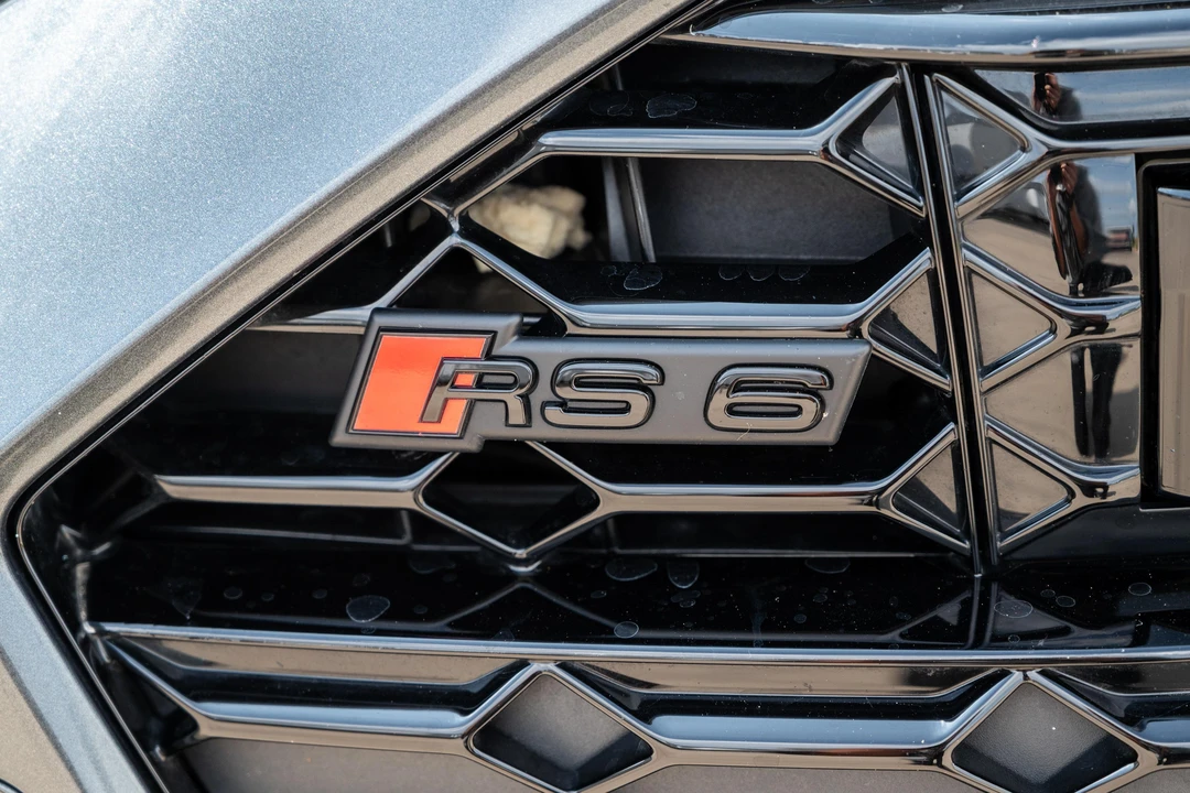 2025 Audi C8 RS6 - Image 29 of 31