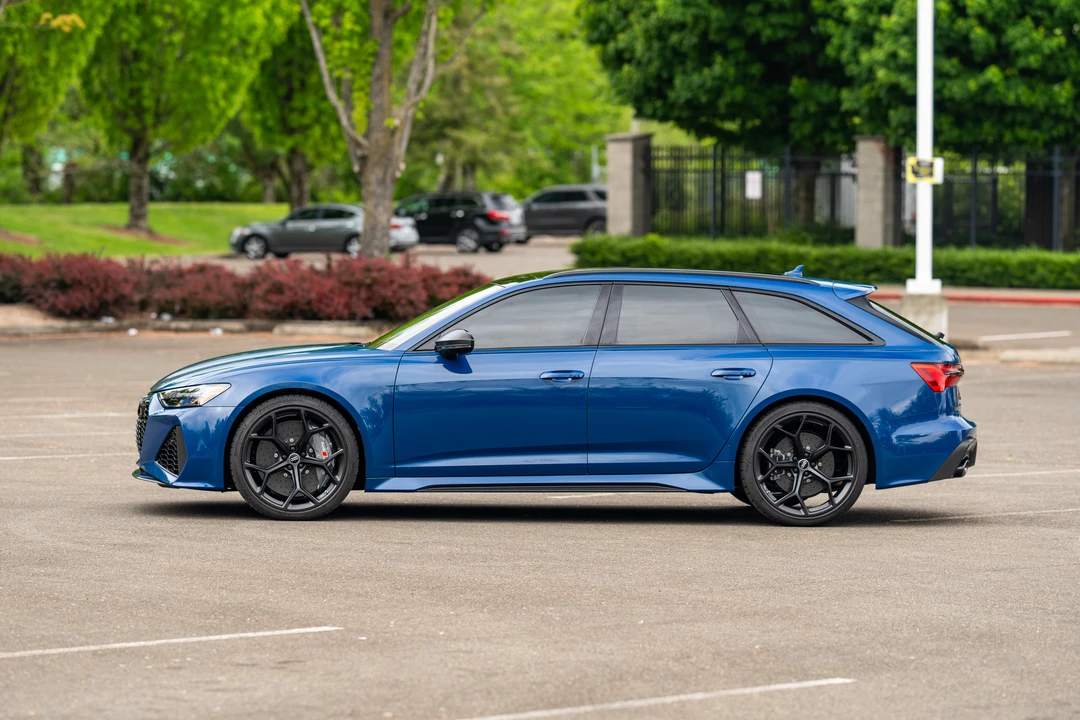 2025 Audi C8 RS6 - Image 10 of 31