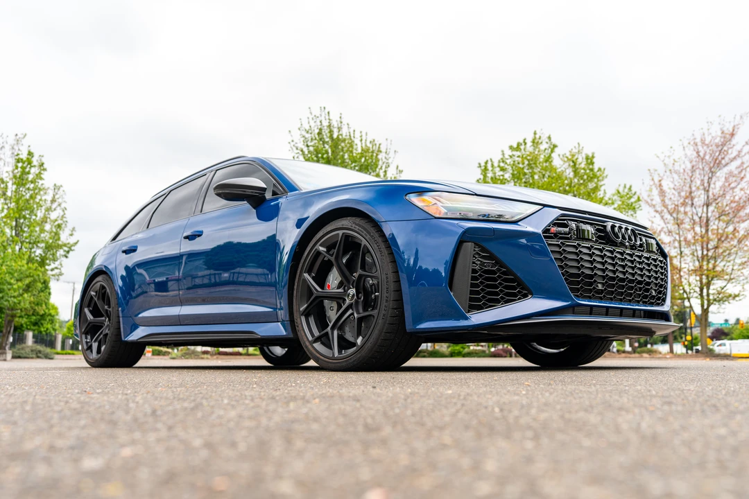 2025 Audi C8 RS6 - Image 17 of 31