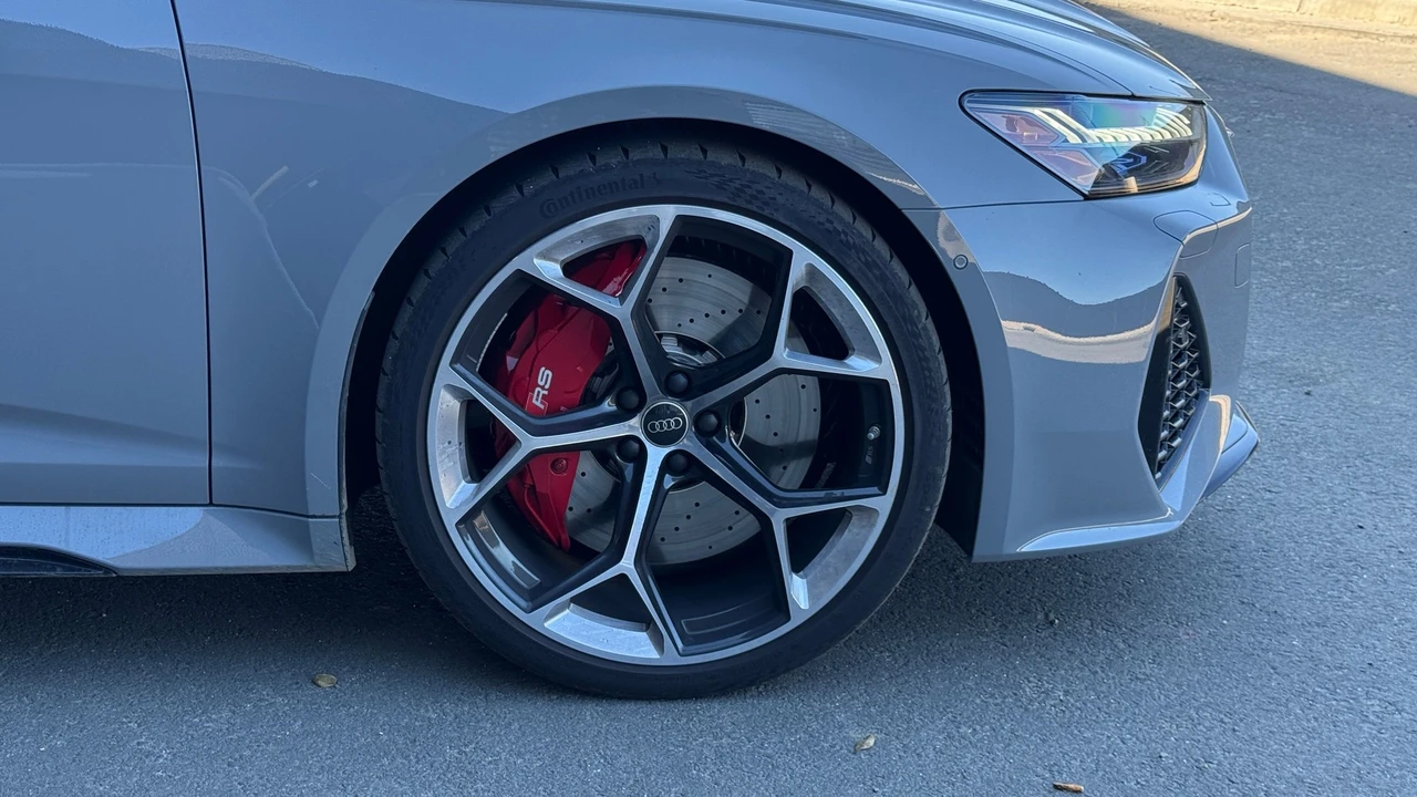 2025 Audi C8 RS6 - Image 5 of 19