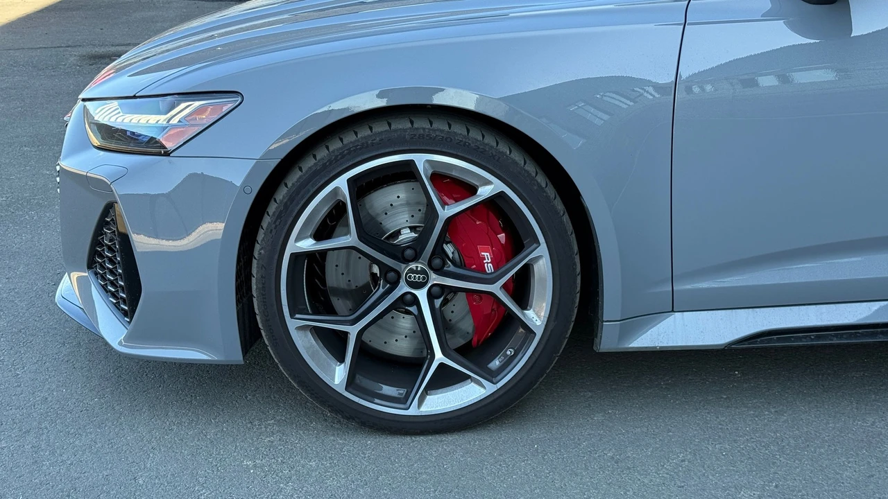 2025 Audi C8 RS6 - Image 7 of 19