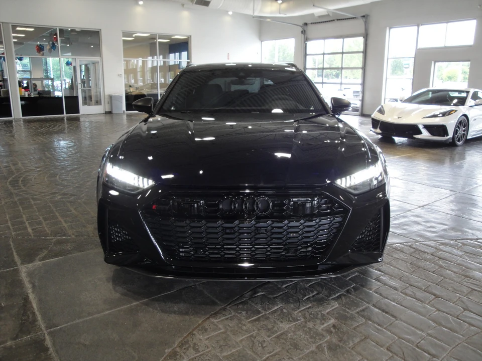 2025 Audi C8 RS6 - Image 3 of 16