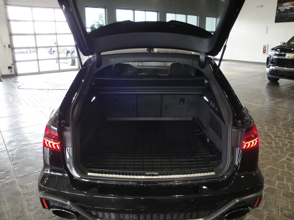 2025 Audi C8 RS6 - Image 6 of 16