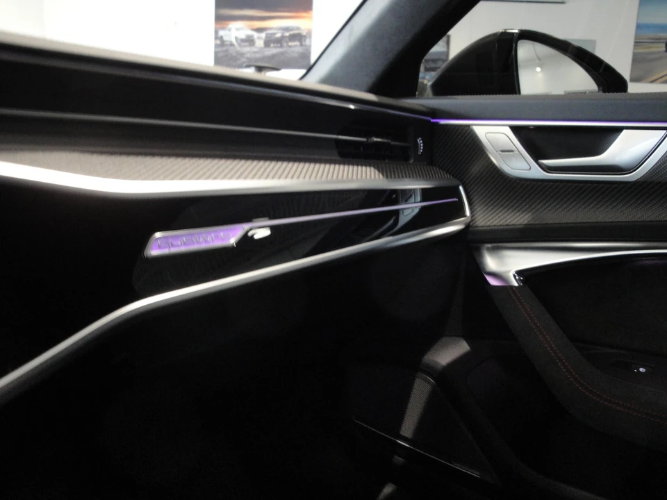 2025 Audi C8 RS6 - Image 10 of 16