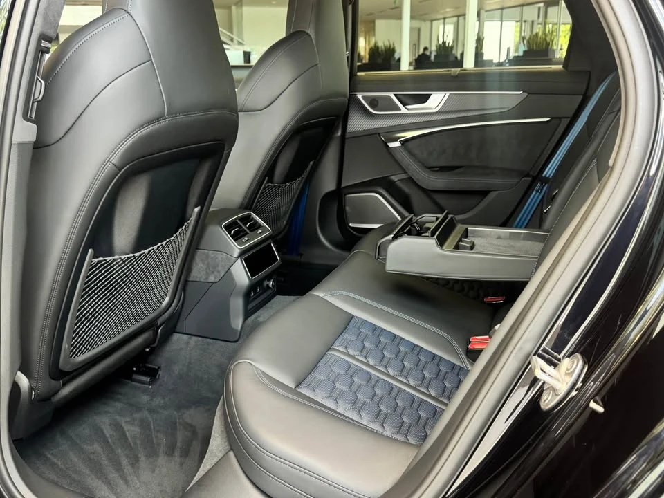 2025 Audi C8 RS6 - Image 7 of 13