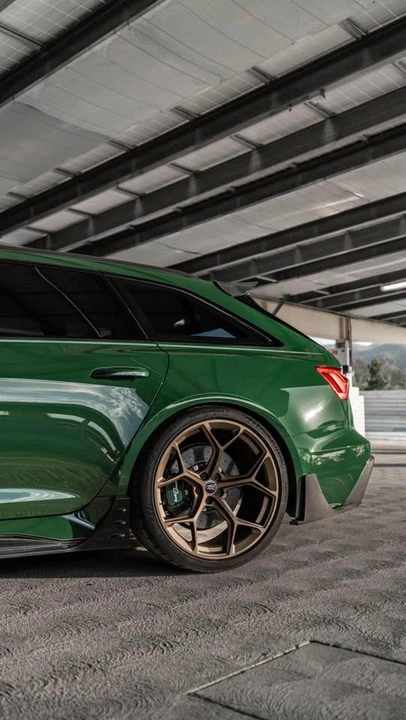 2025 Audi C8 RS6 - Image 4 of 7