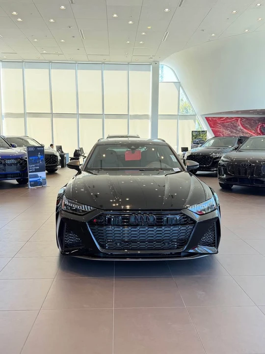 2025 Audi C8 RS6 - Image 4 of 10