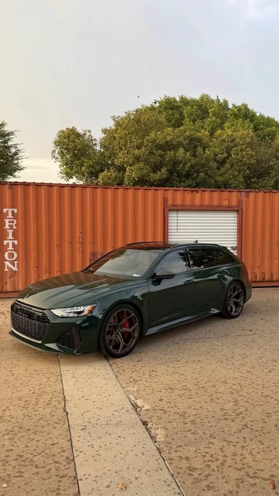 2025 Audi C8 RS6 - Image 2 of 10