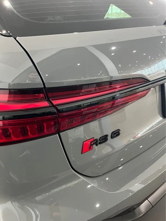 2025 Audi C8 RS6 - Image 3 of 3