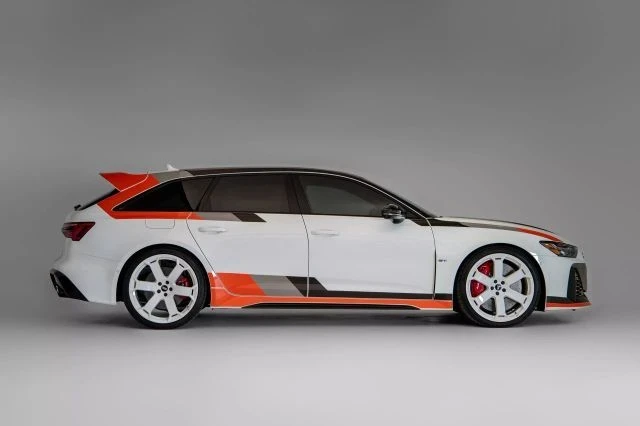 2025 Audi C8 RS6 - Image 7 of 21