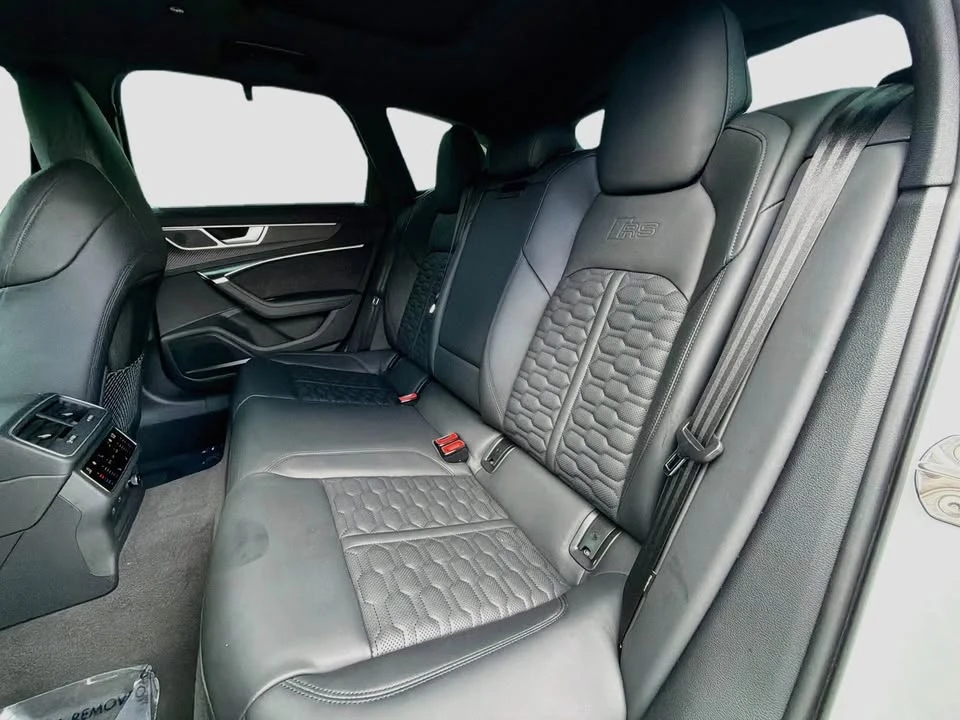 2025 Audi C8 RS6 - Image 8 of 9