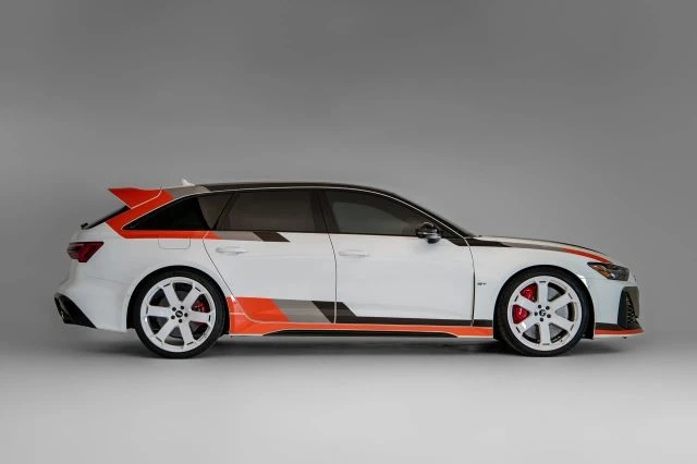 2025 Audi C8 RS6 - Image 7 of 21
