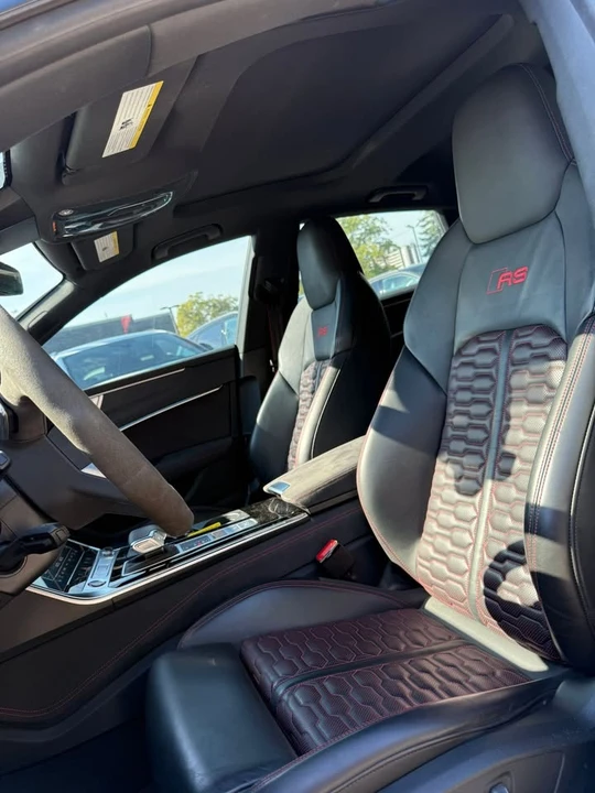2025 Audi C8 RS7 - Image 4 of 5