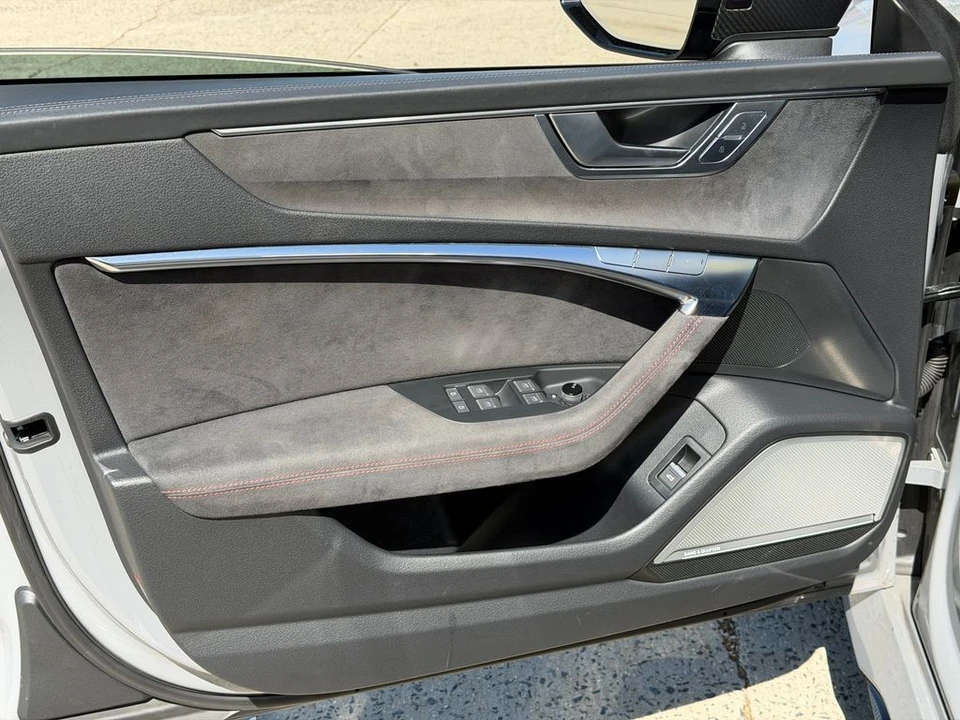 2025 Audi C8 RS7 - Image 14 of 21