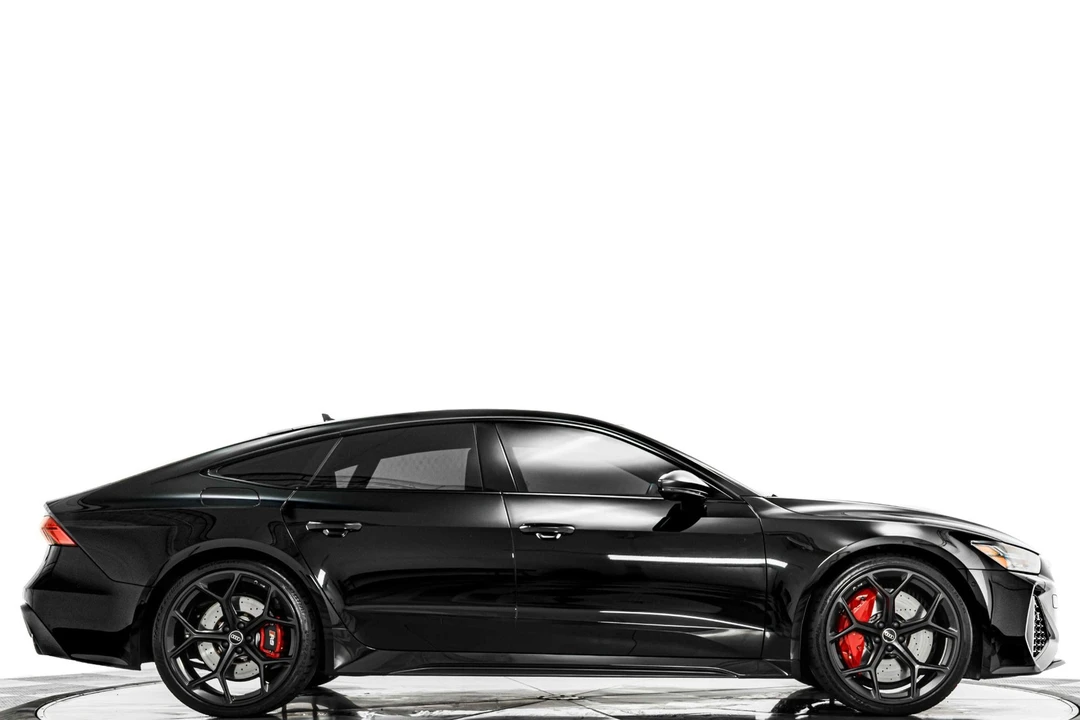 2025 Audi C8 RS7 - Image 2 of 21