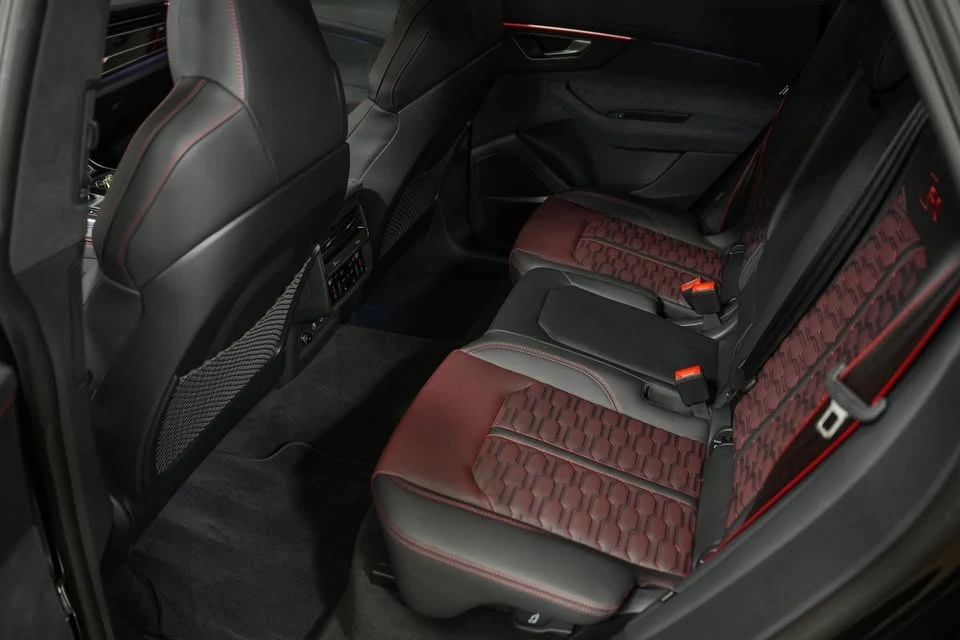 2025 Audi RS Q8 - Image 11 of 19