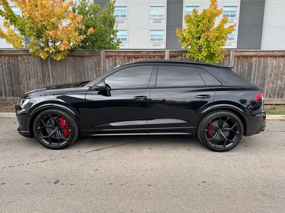 2025 Audi RS Q8 Performance - Image 2 of 15
