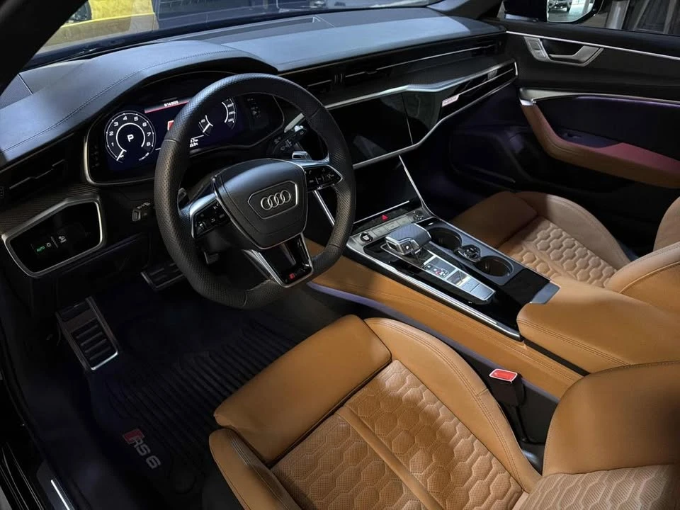 2025 Audi C8 RS6 - Image 14 of 18