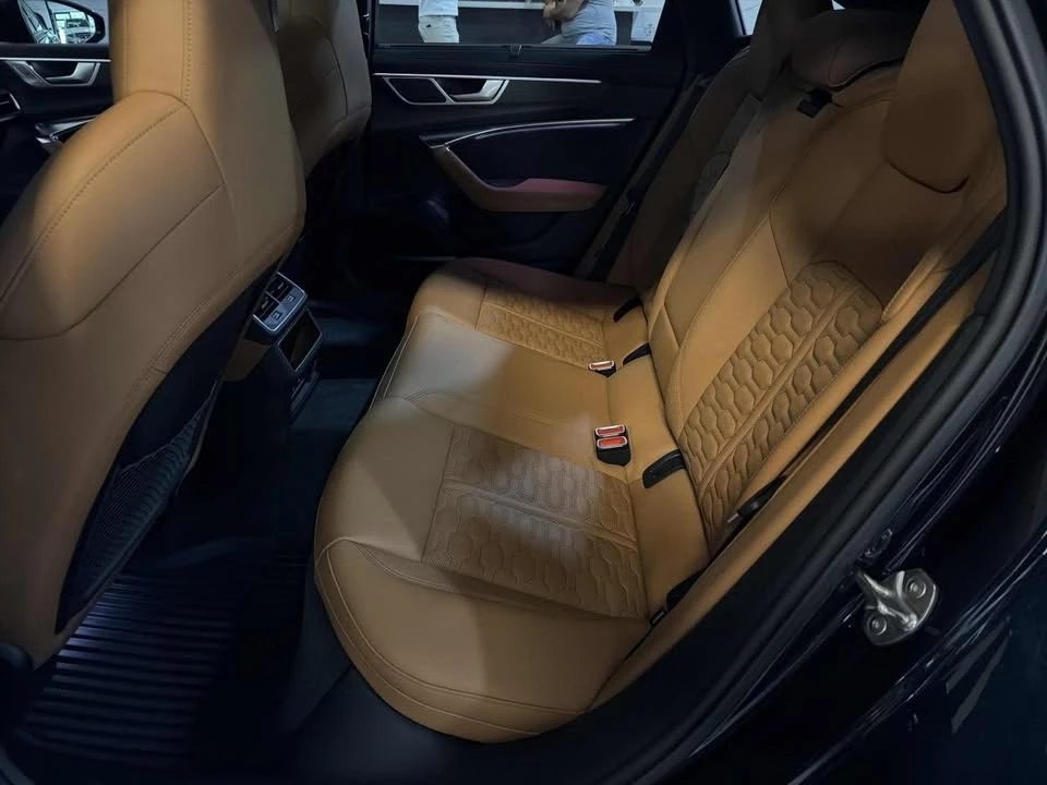 2025 Audi C8 RS6 - Image 13 of 18